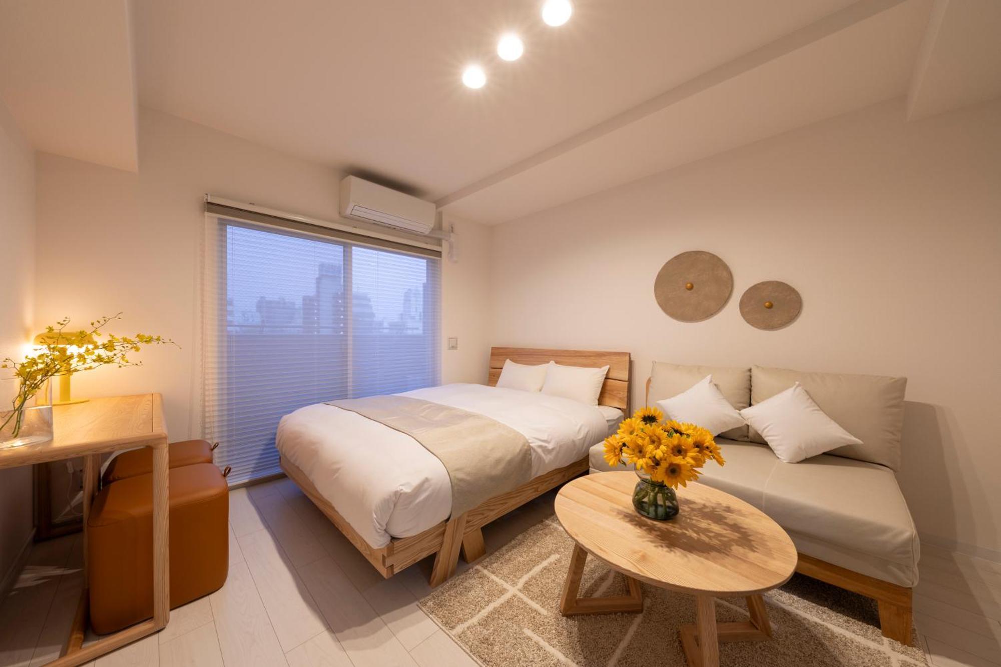 Aparthotel Shirakabanoyado - Nipponbashi 日本橋, 3 Mins Walk To Dendentown Osaka Zewnętrze zdjęcie
