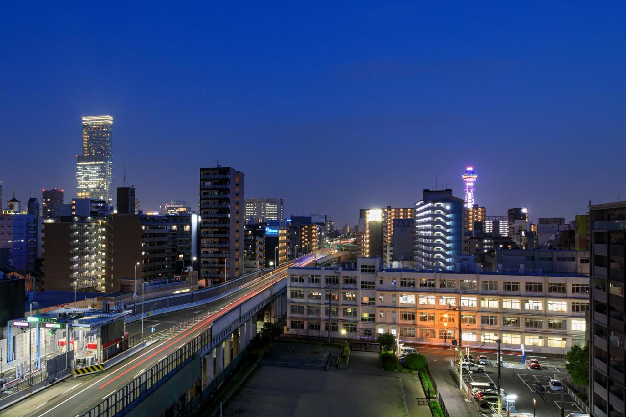 Aparthotel Shirakabanoyado - Nipponbashi 日本橋, 3 Mins Walk To Dendentown Osaka Zewnętrze zdjęcie